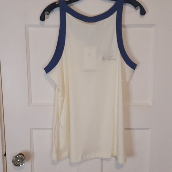 Nike Sportswear Collection Women's Cutout Tank Top Coconut Milk - Picture 11 of 16